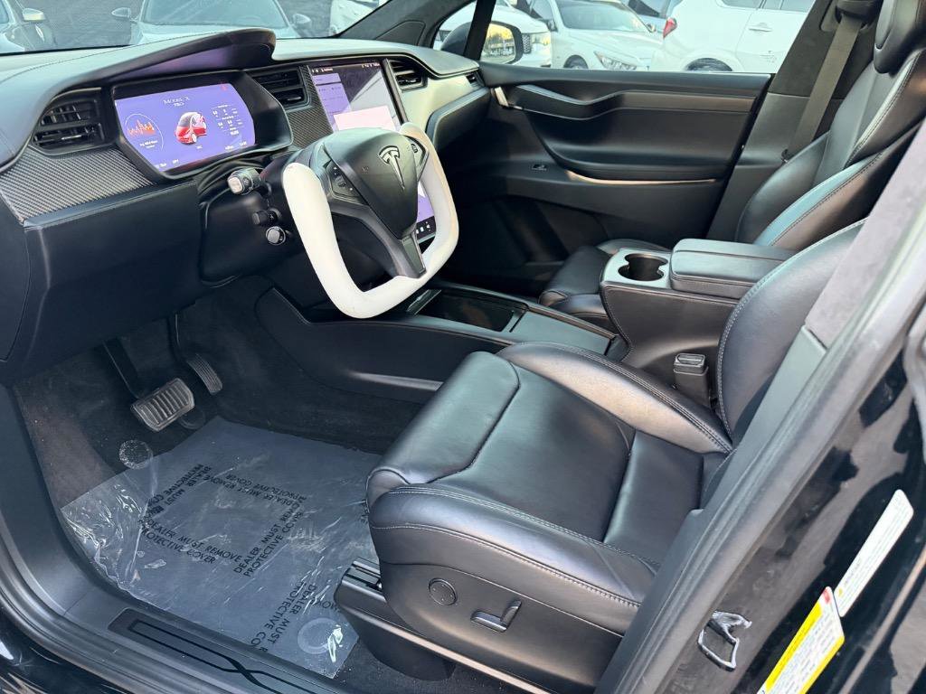 Used 2018 Tesla Model X 75D image 12