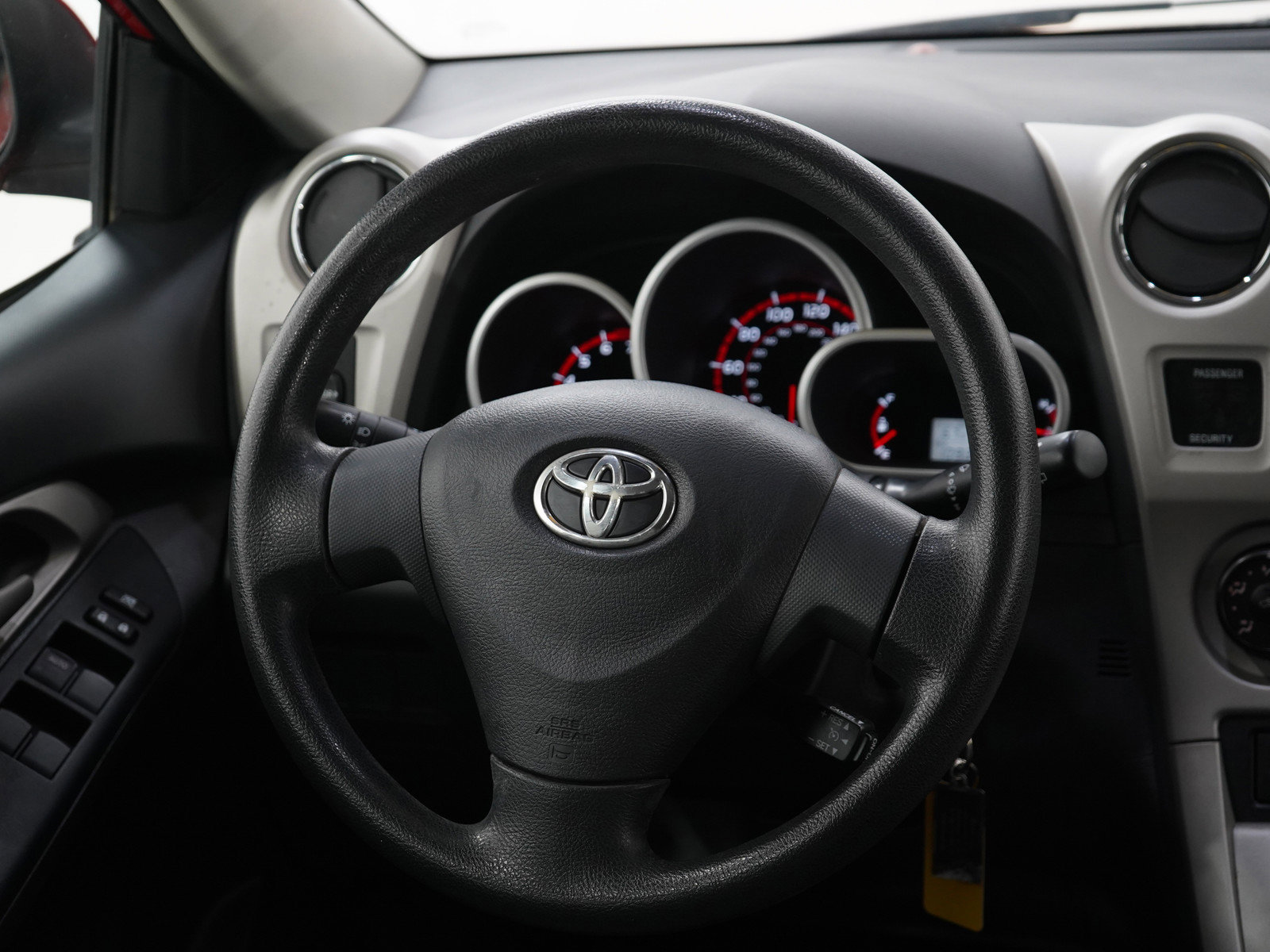 Used 2010 Toyota Matrix S AWD/4WD image 14