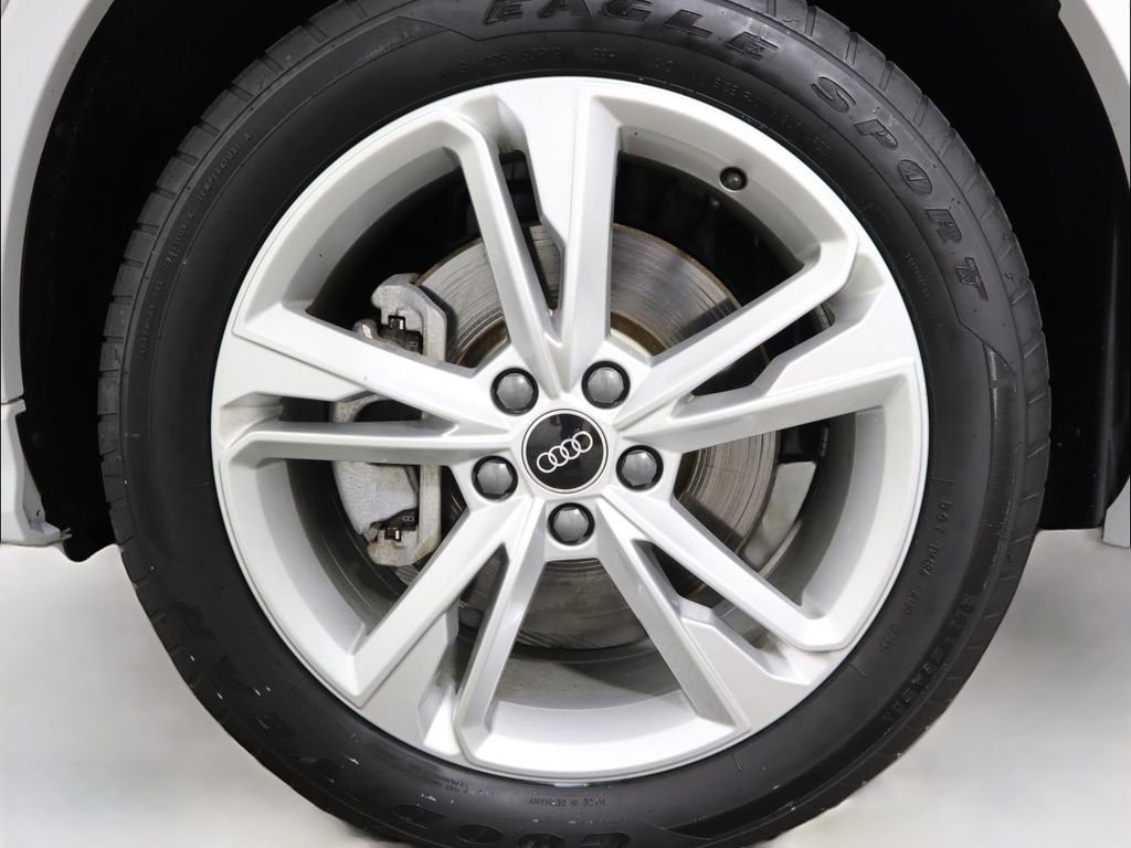 Certified 2023 Audi Q3 2.0T Premium Plus image 29