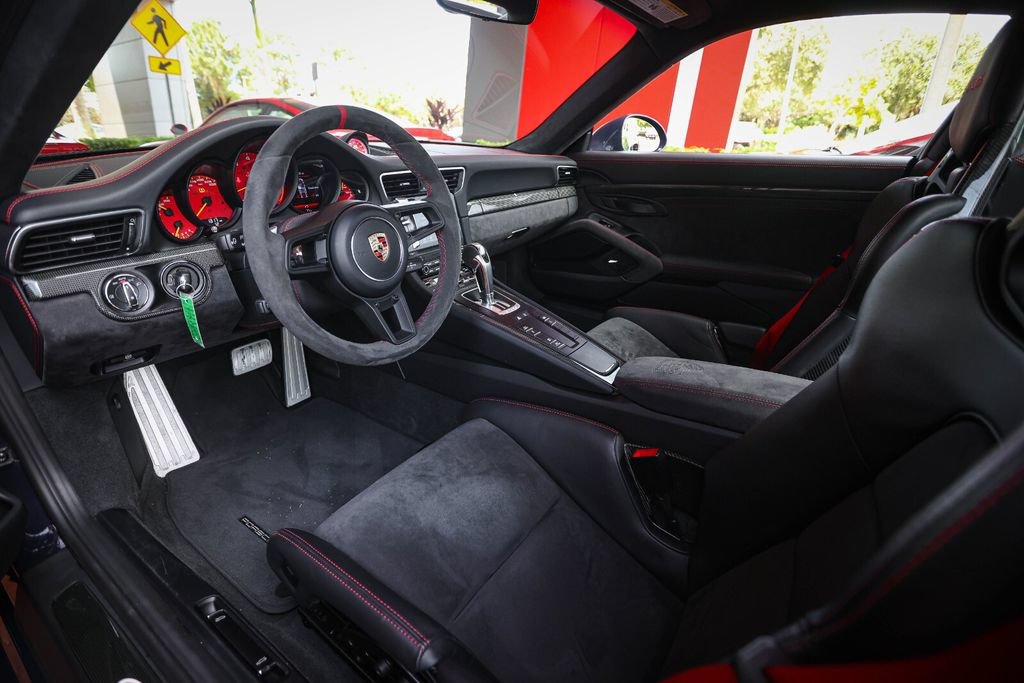 Used 2018 Porsche 911 GT2 RS RWD image 37