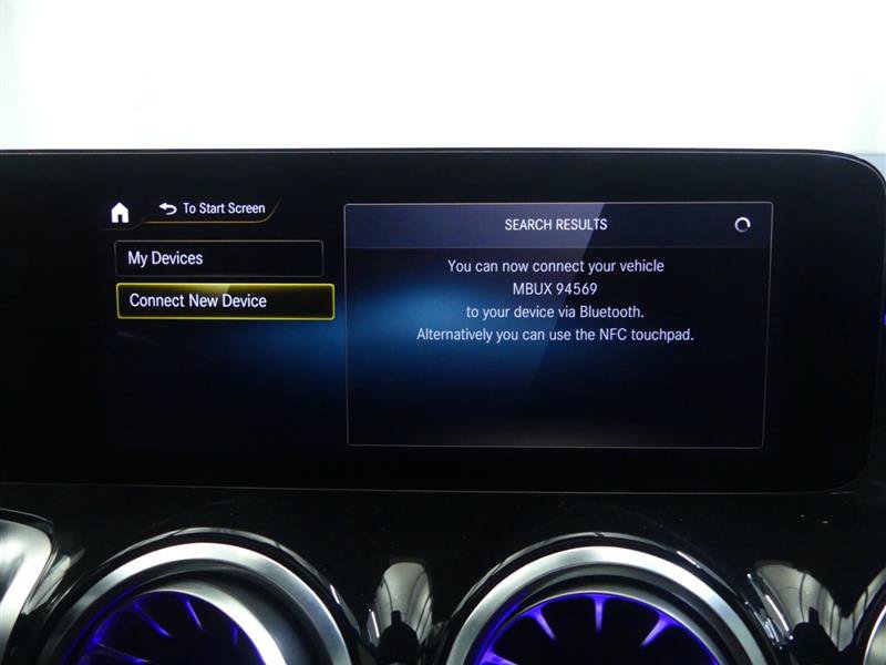Used 2023 Mercedes-Benz GLB 250 w/ AMG Line image 11