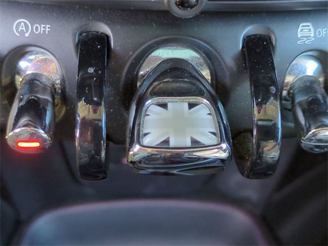 Used 2019 MINI Cooper S image 26