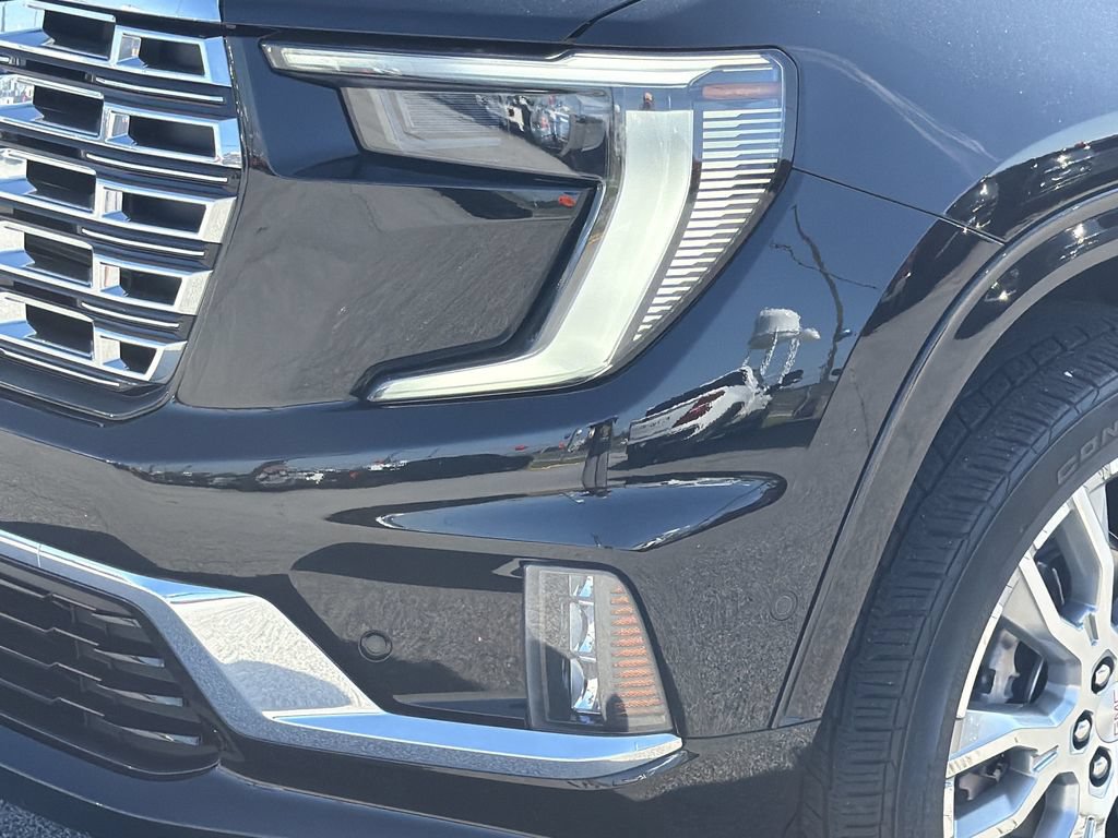 Used 2025 GMC Acadia Denali w/ Super Cruise Package FWD image 31