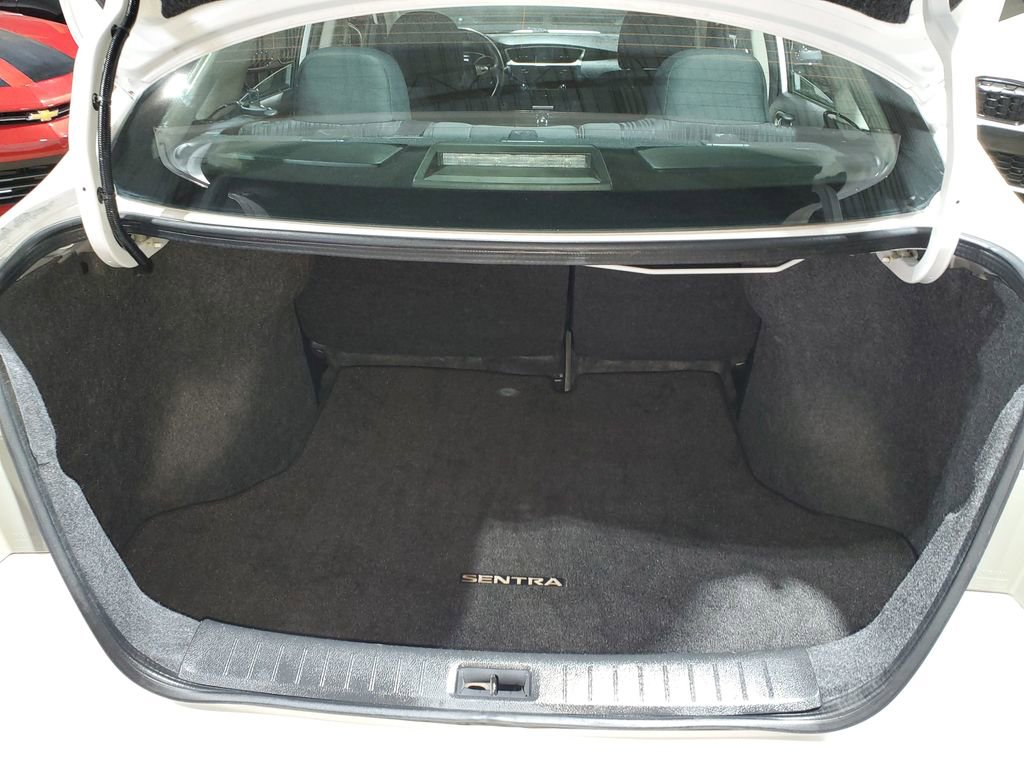 Used 2018 Nissan Sentra SV FWD image 38