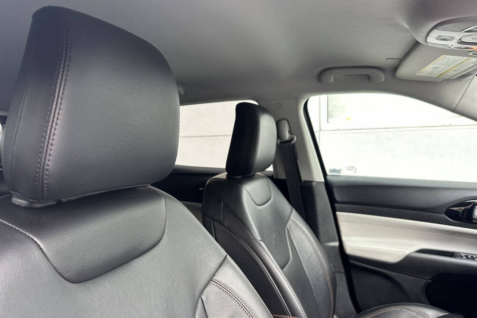 Used 2022 Jeep Compass Limited w/ Elite Group image 26