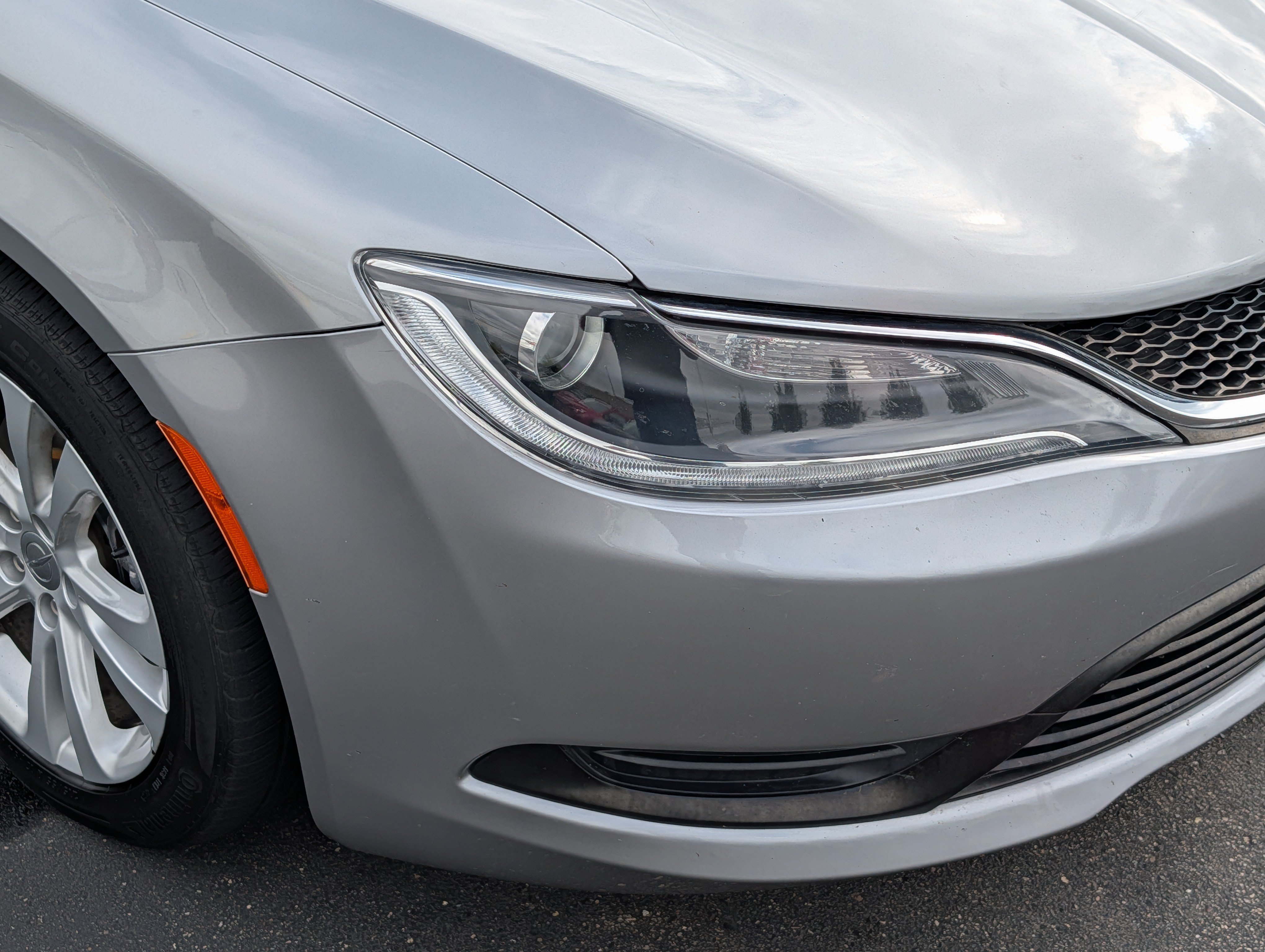 Used 2017 Chrysler 200 LX FWD image 16