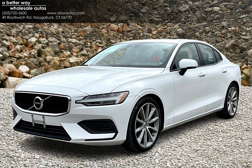 Used 2020 Volvo S60 T6 Momentum