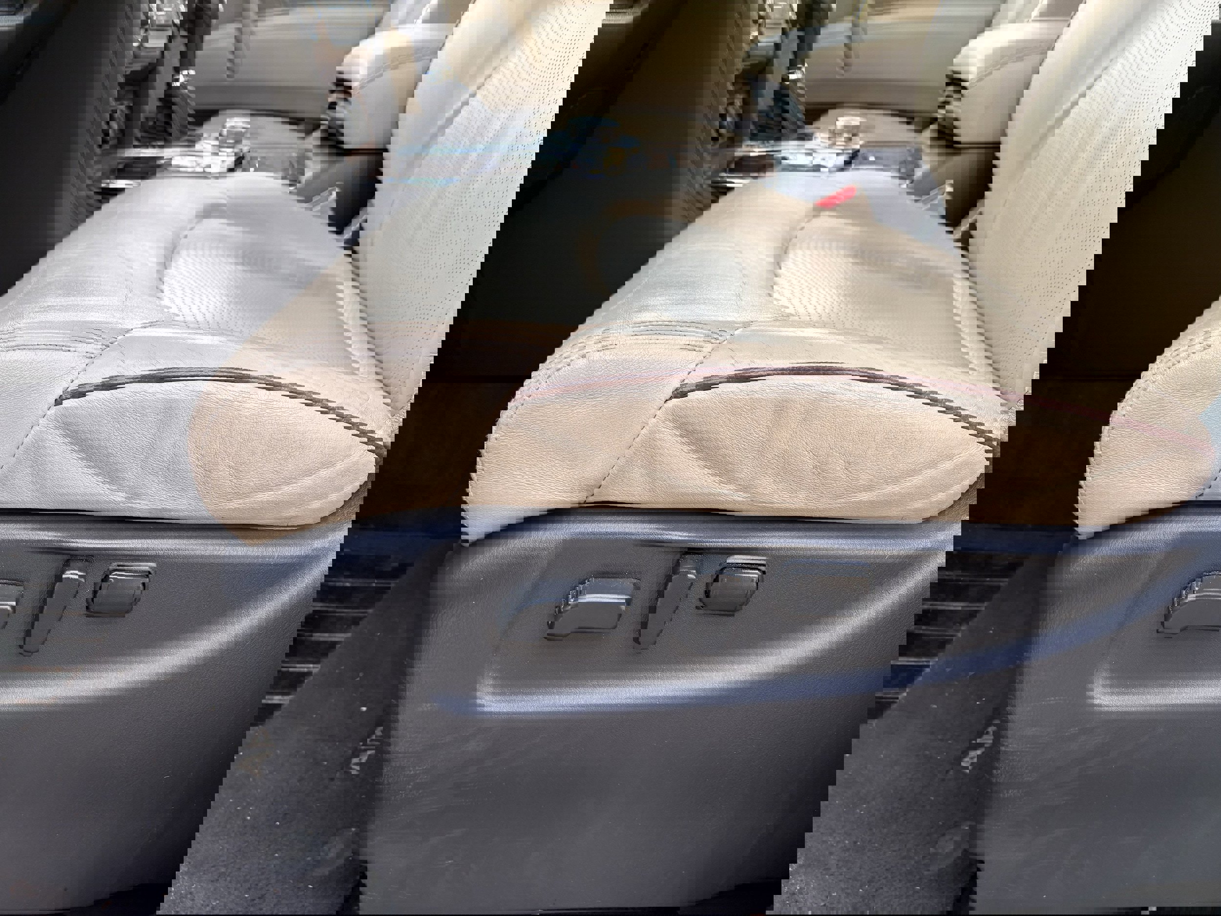 Used 2019 Nissan Armada SL w/ Premium Package image 30