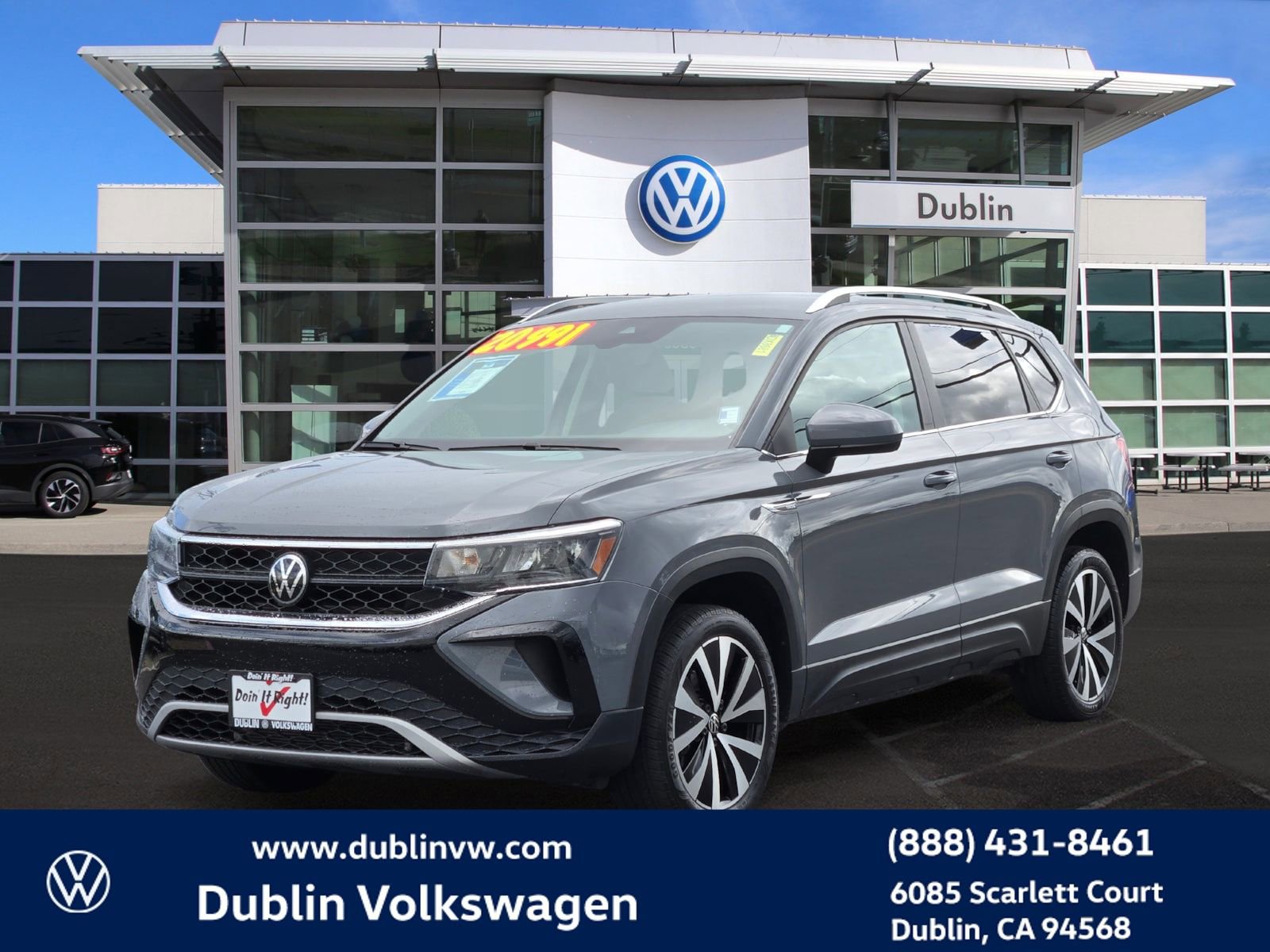 Certified 2023 Volkswagen Taos SE FWD image 8