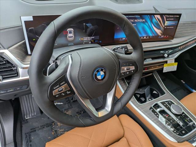 New 2026 BMW X5 xDrive50e w/ Climate Comfort Package AWD/4WD image 3