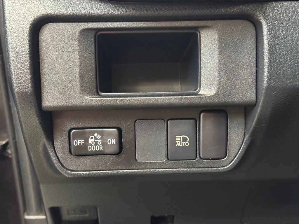 Used 2019 Toyota Tacoma SR w/ SR Convenience Package AWD/4WD image 26