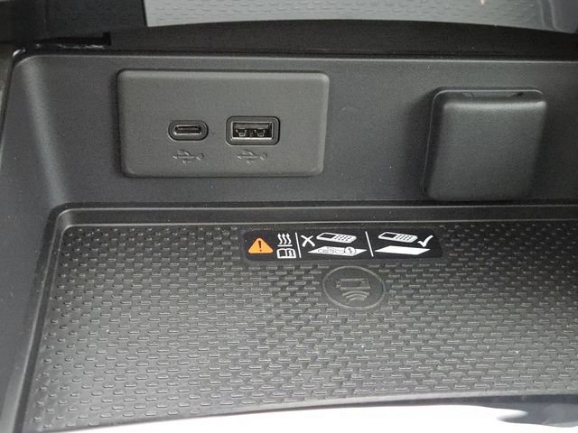 New 2026 Buick Envision Sport Touring image 9