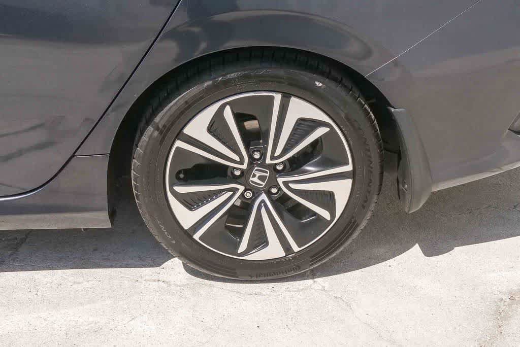 Used 2017 Honda Civic EX-T image 6