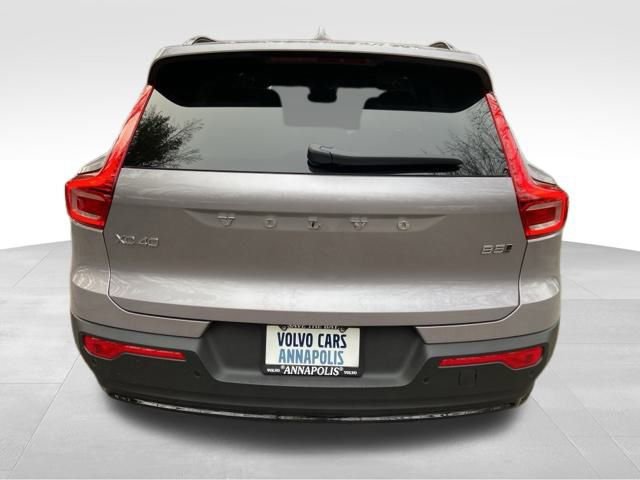 New 2026 Volvo XC40 B5 Core image 6