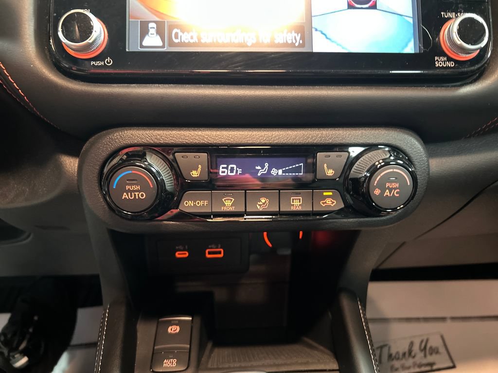 Used 2021 Nissan Kicks SR w/ SR Premium Package FWD image 17