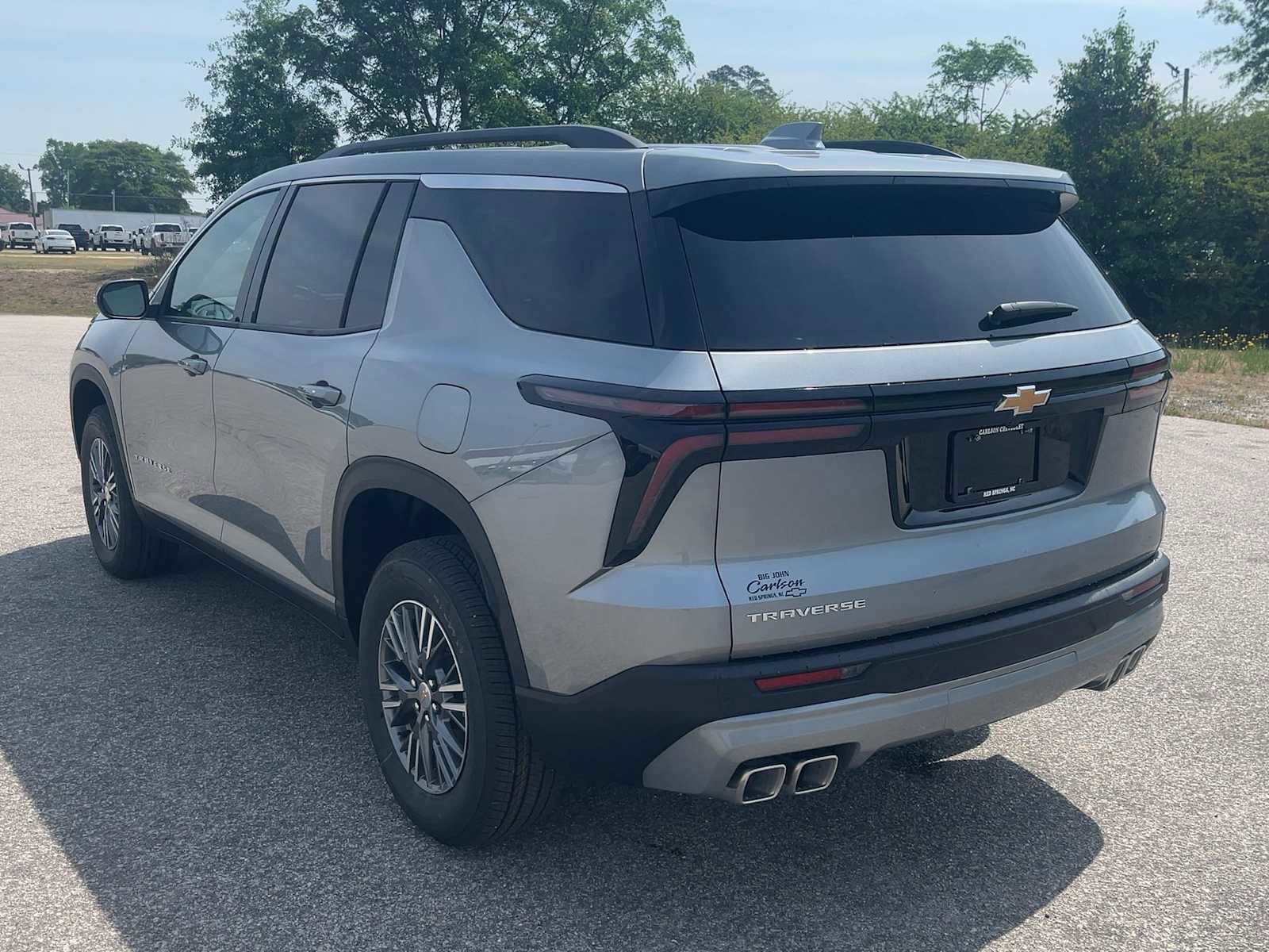 New 2026 Chevrolet Traverse LT FWD image 4