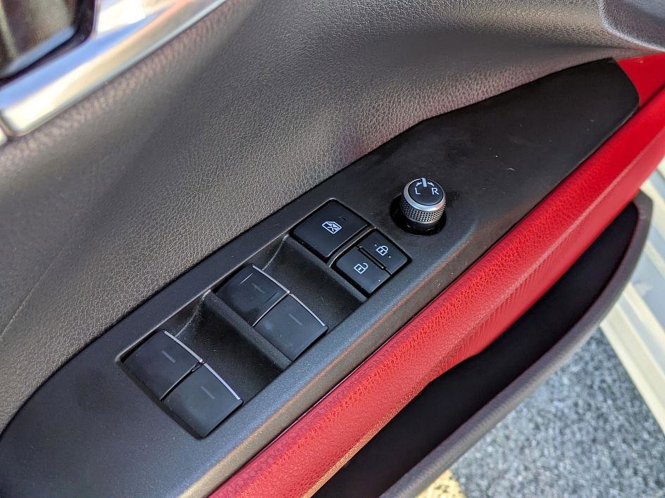 Used 2021 Toyota Camry XSE image 14