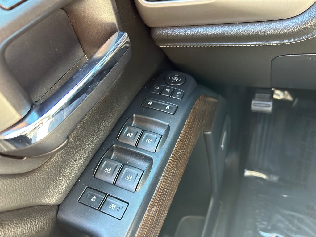 Used 2017 GMC Sierra 1500 Denali w/ Denali Ultimate Package image 18