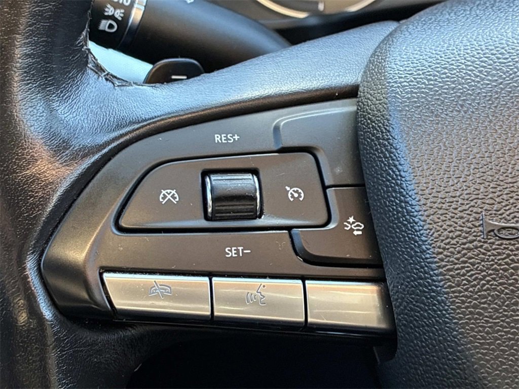 Used 2023 Cadillac XT4 Premium Luxury image 27