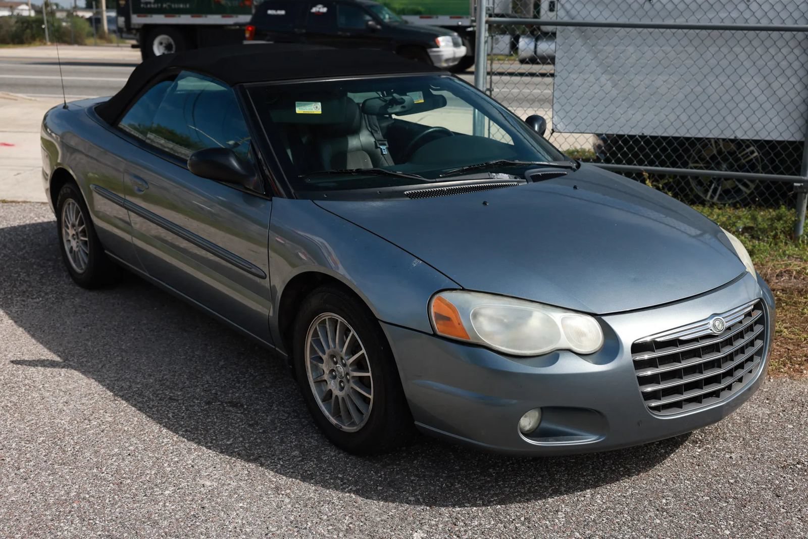 Used 2006 Chrysler Sebring Touring FWD image 8