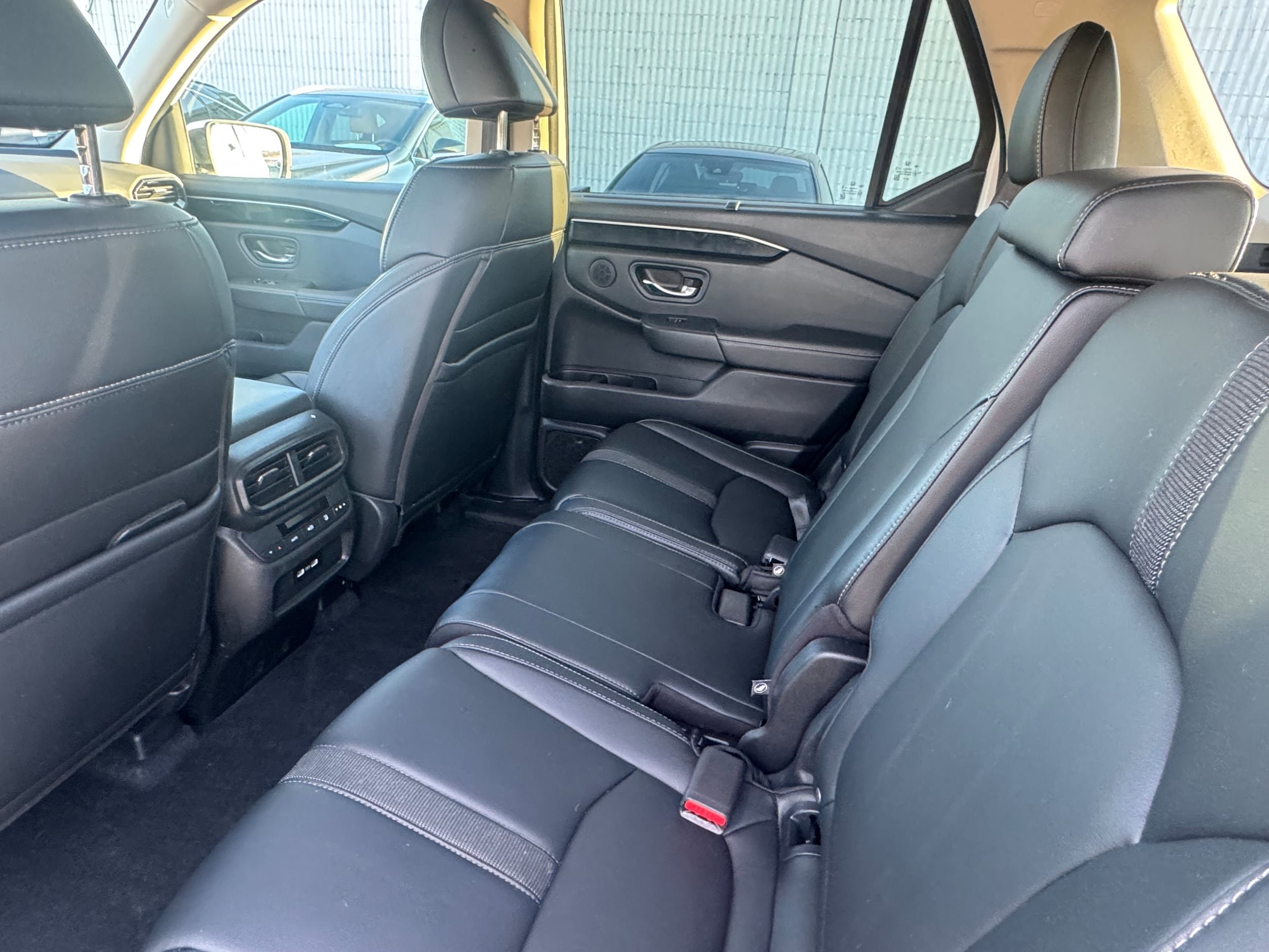 Used 2023 Honda Pilot EX-L image 11