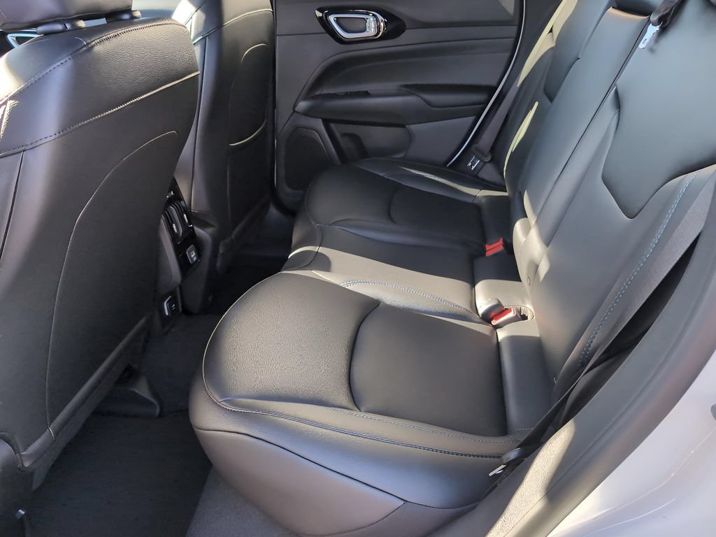 New 2026 Jeep Compass Limited AWD/4WD image 25