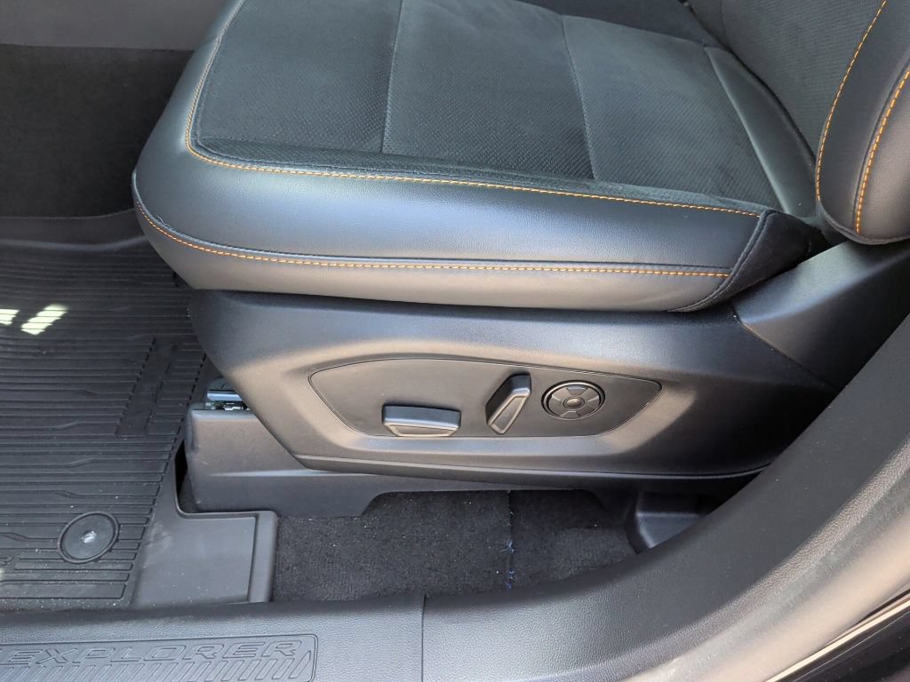 Used 2026 Ford Explorer Tremor w/ Tremor Ultimate Package AWD/4WD image 14