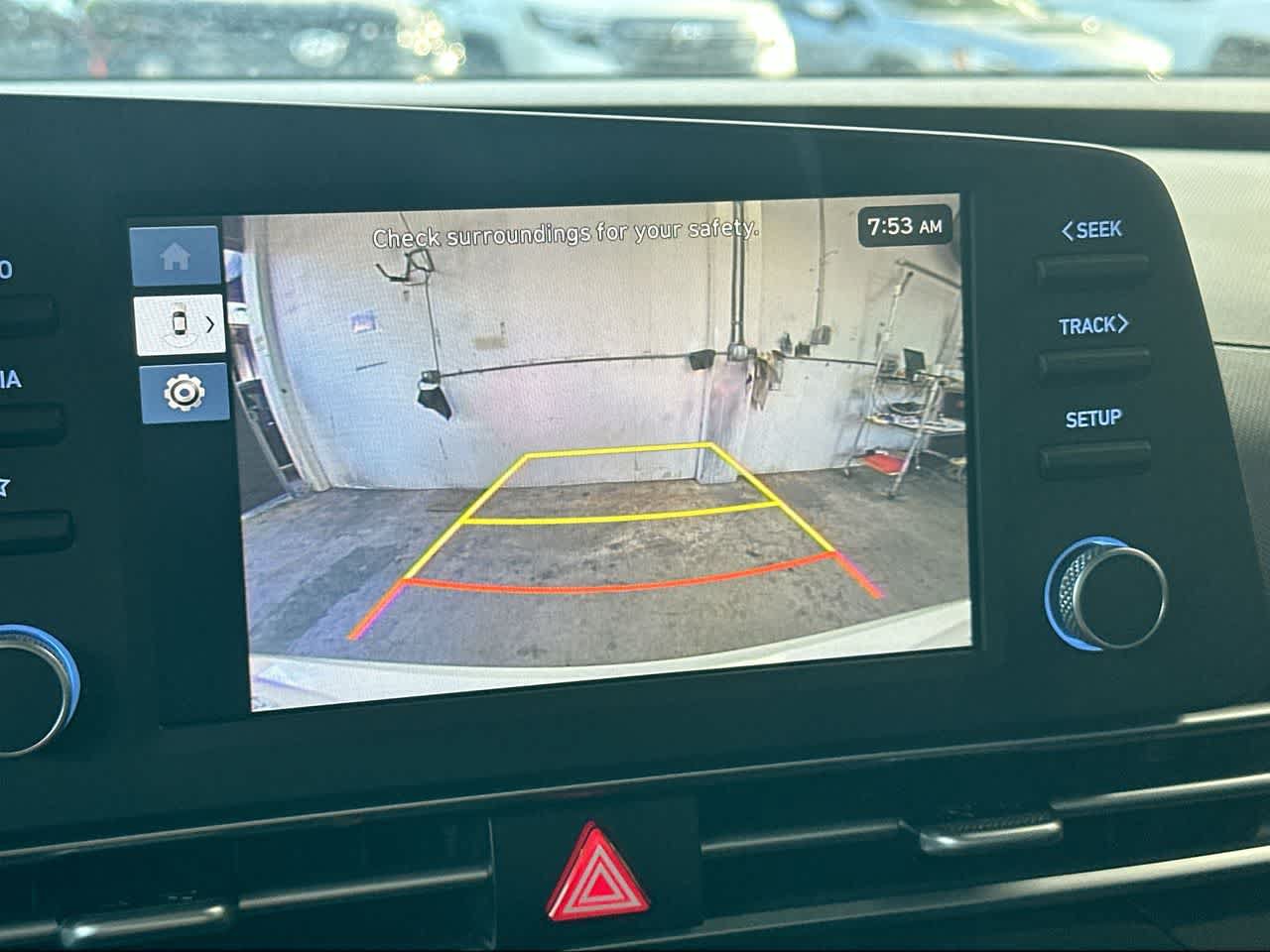Used 2026 Hyundai Elantra SE FWD image 19
