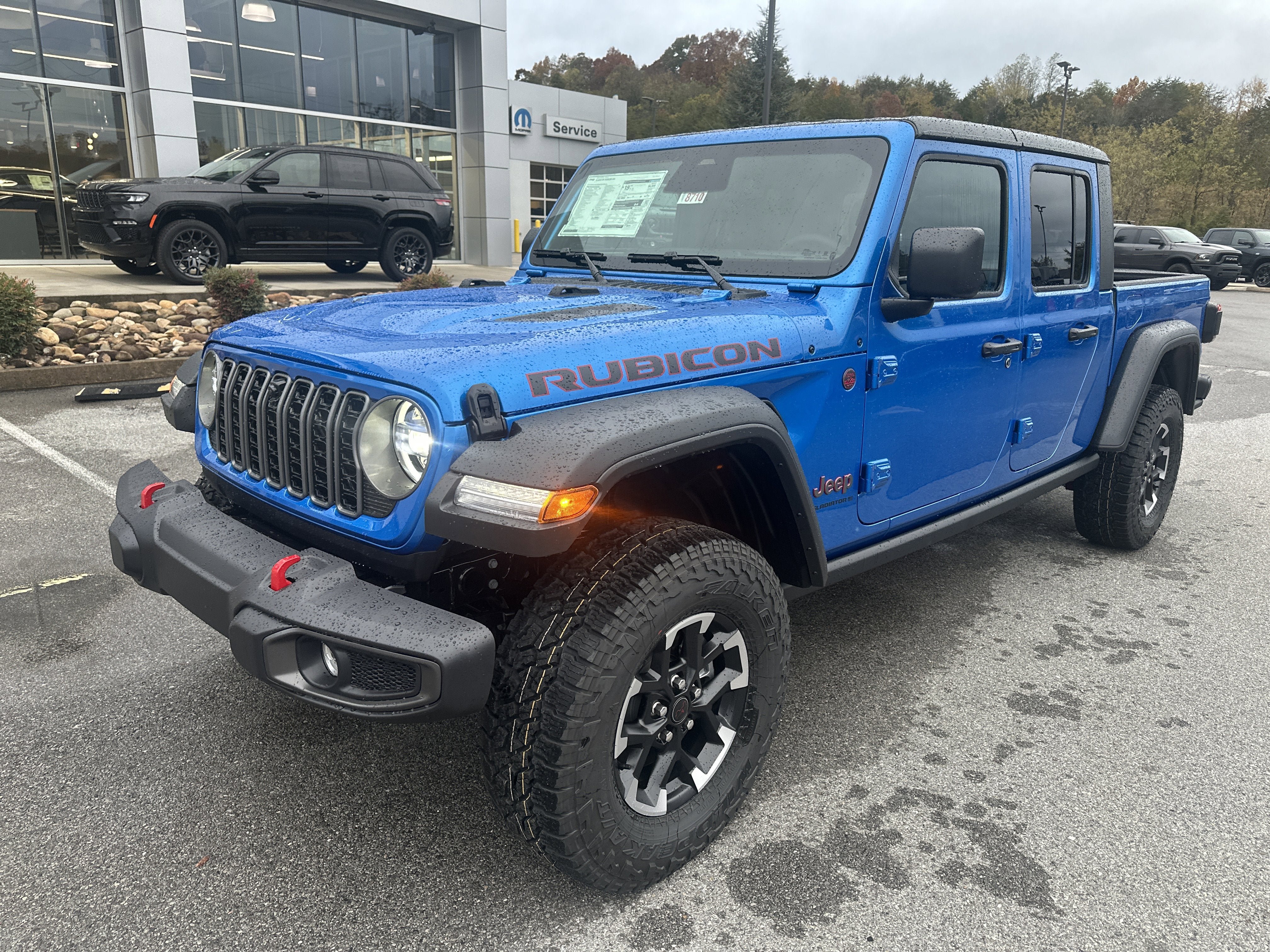 New 2026 Jeep Gladiator Rubicon w/ Technology Group AWD/4WD image 2