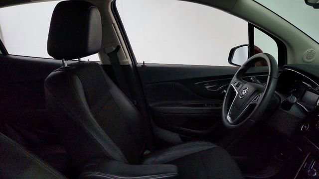 Used 2022 Buick Encore Preferred image 24
