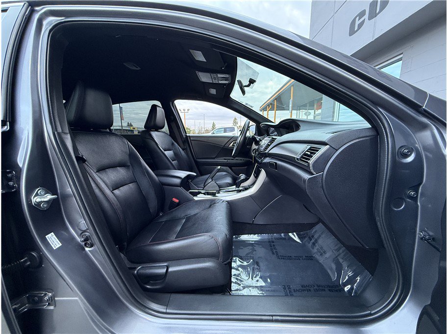 Used 2017 Honda Accord Sport Special Edition image 42
