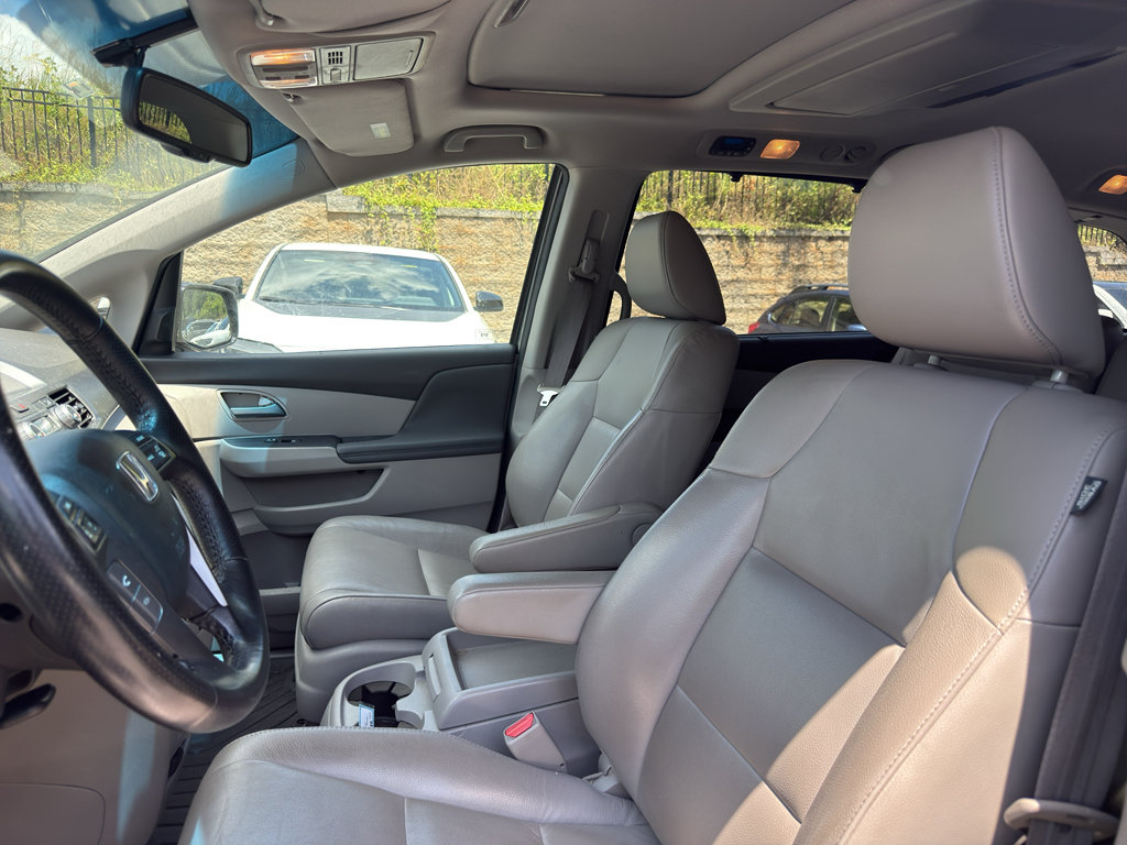 Used 2012 Honda Odyssey Touring Elite image 7