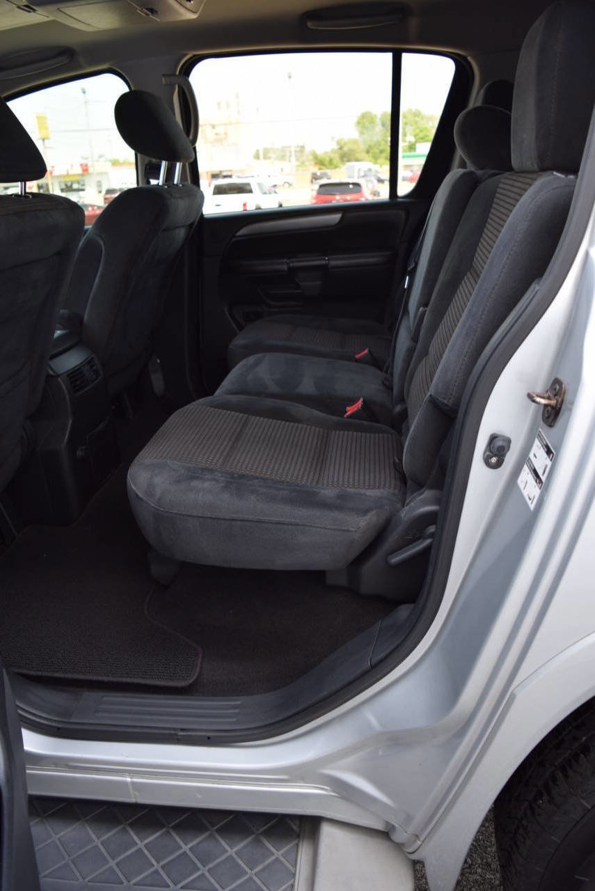 Used 2014 Nissan Armada SV image 36