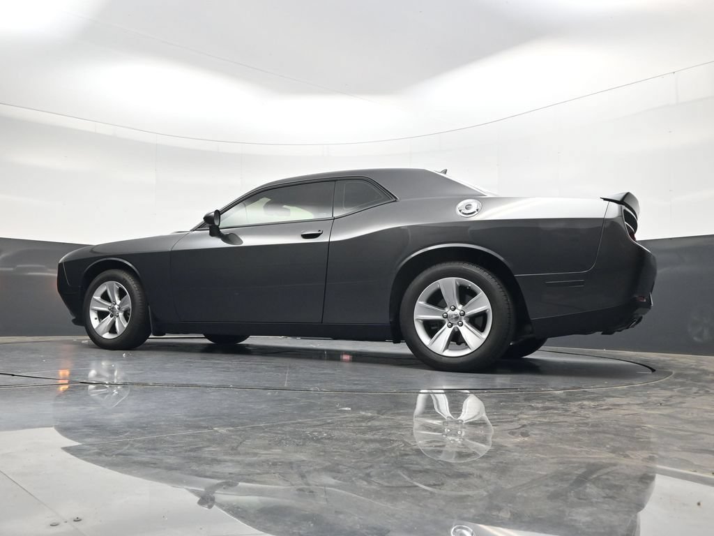 Used 2023 Dodge Challenger SXT RWD image 41