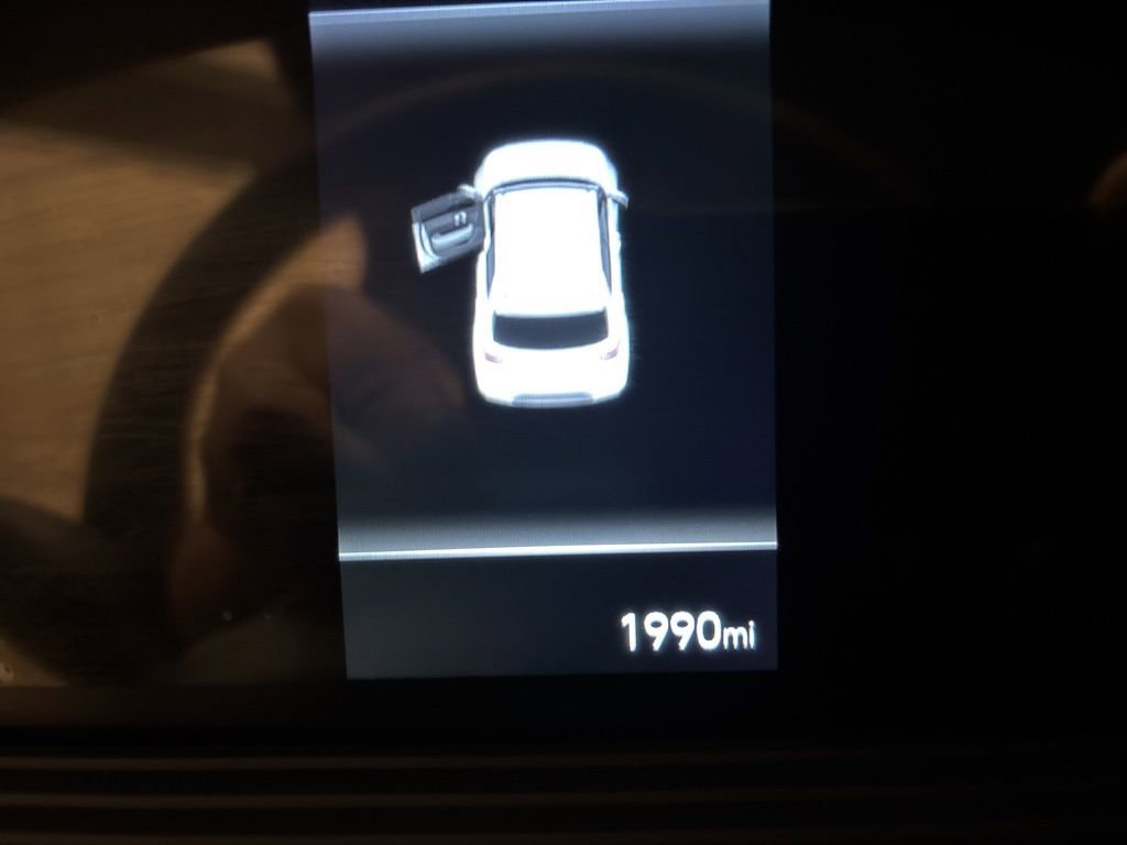 Certified 2026 Hyundai Venue SE image 15