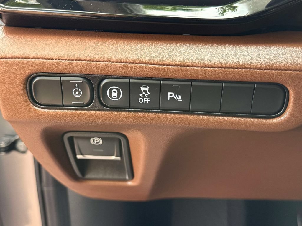 Certified 2024 Acura MDX w/ Technology Package AWD/4WD image 29