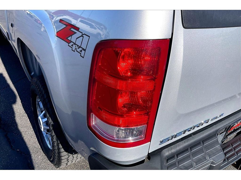 Used 2012 GMC Sierra 2500 SLE w/ SLE Preferred Package AWD/4WD image 29