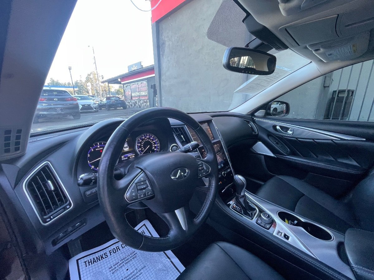 Used 2017 INFINITI Q50 Premium w/ 2.0T Premium Plus Package image 10