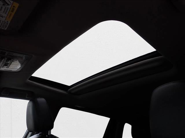 Used 2016 Toyota Highlander XLE image 15