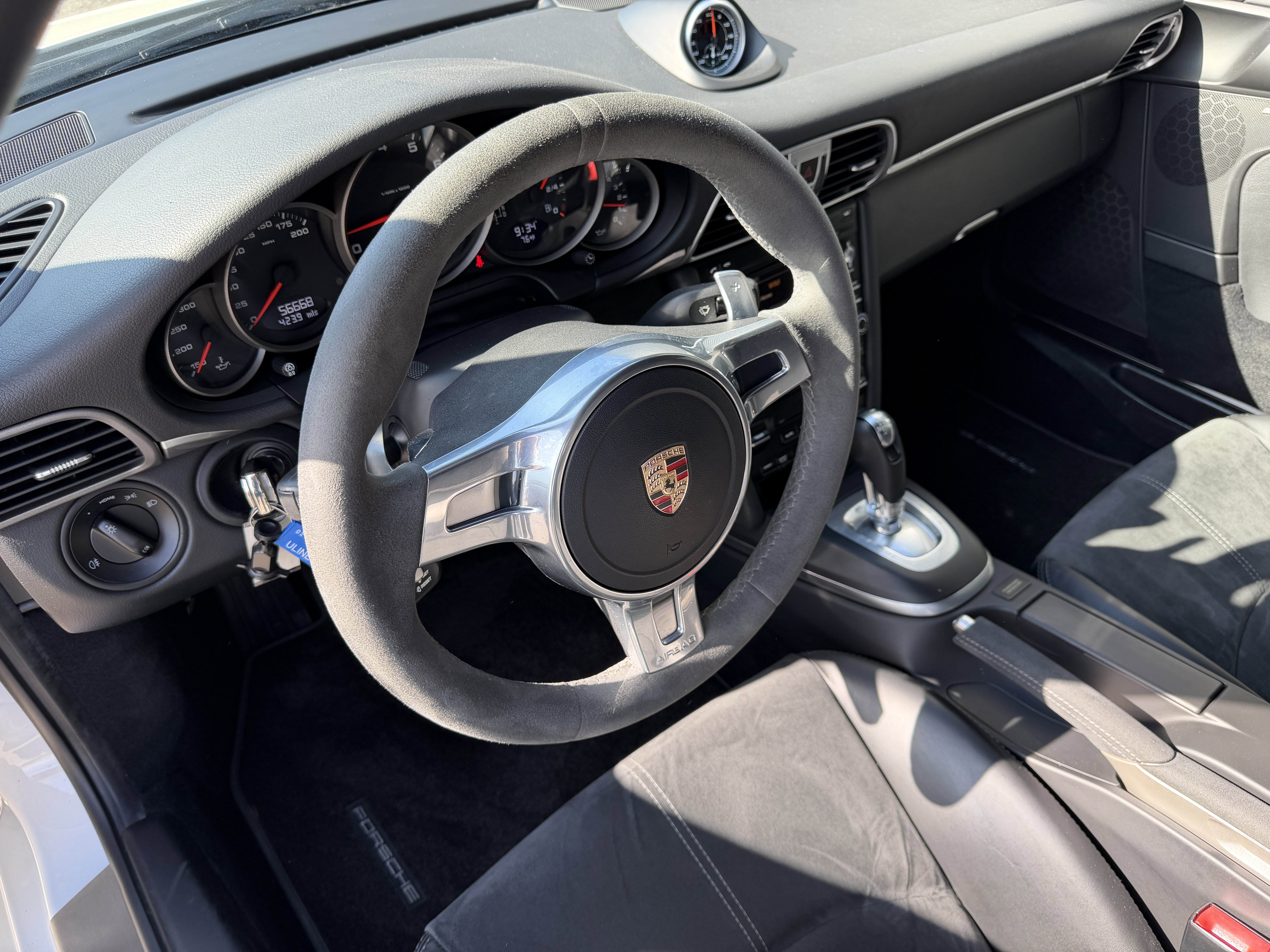 Used 2012 Porsche 911 Carrera GTS image 4