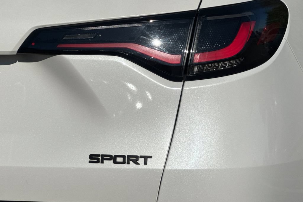 Certified 2023 Honda HR-V Sport image 27