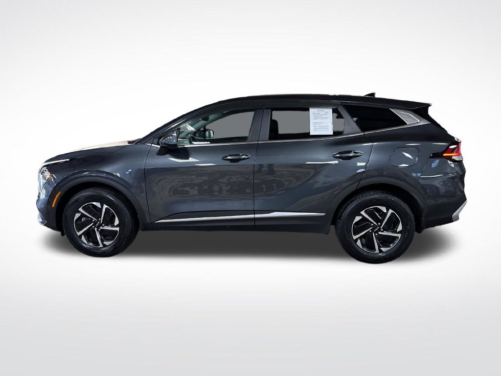 Used 2023 Kia Sportage LX AWD/4WD image 2