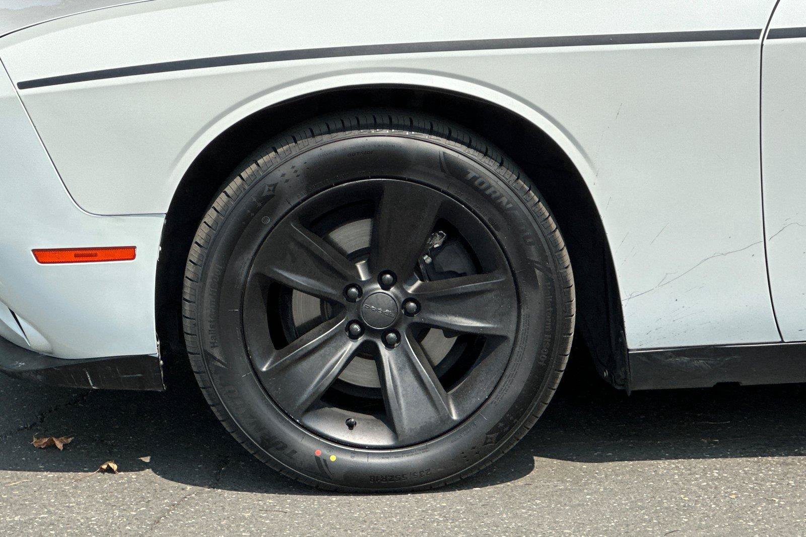Used 2018 Dodge Challenger SXT RWD image 23
