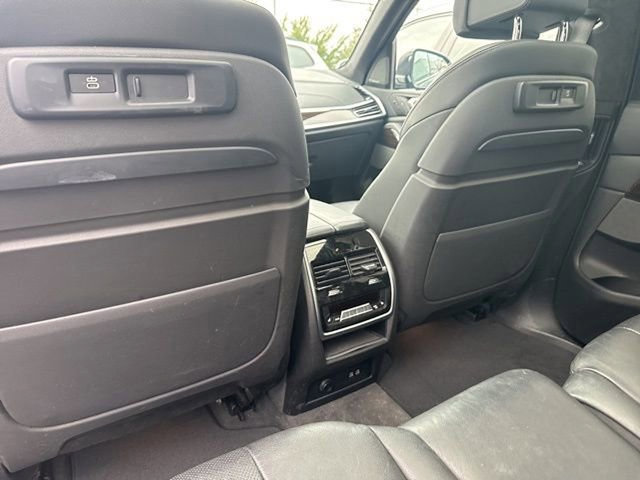 Used 2019 BMW X7 xDrive50i w/ M Sport Package image 12