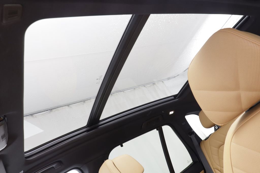 Certified 2026 BMW X5 xDrive40i w/ Climate Comfort Package image 14
