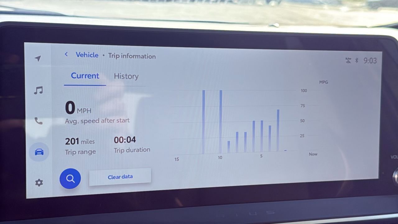 New 2026 Toyota Prius XLE image 18