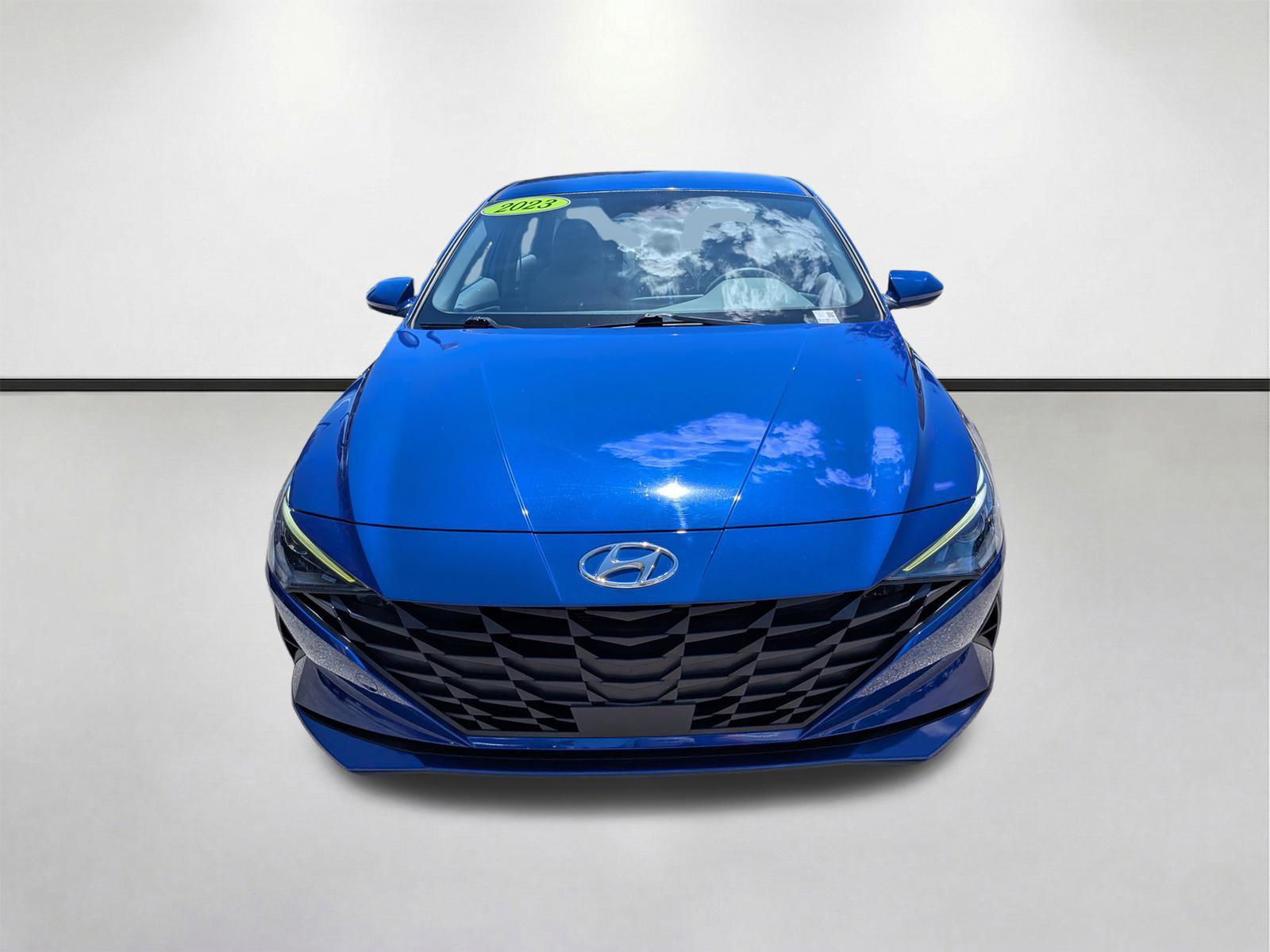 Used 2023 Hyundai Elantra SEL w/ Convenience Package FWD image 9
