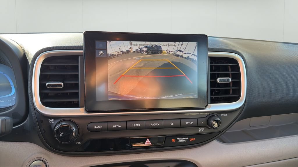 Used 2025 Hyundai Venue SEL FWD image 26