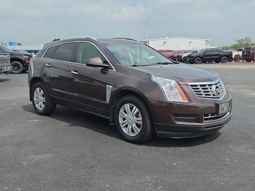 Used 2015 Cadillac SRX Luxury w/ Driver Awareness Package FWD image 8