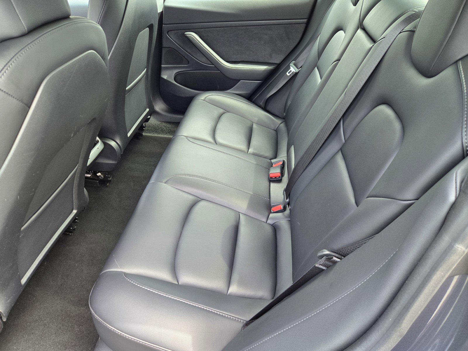 Used 2021 Tesla Model 3 Standard Range Plus RWD image 12